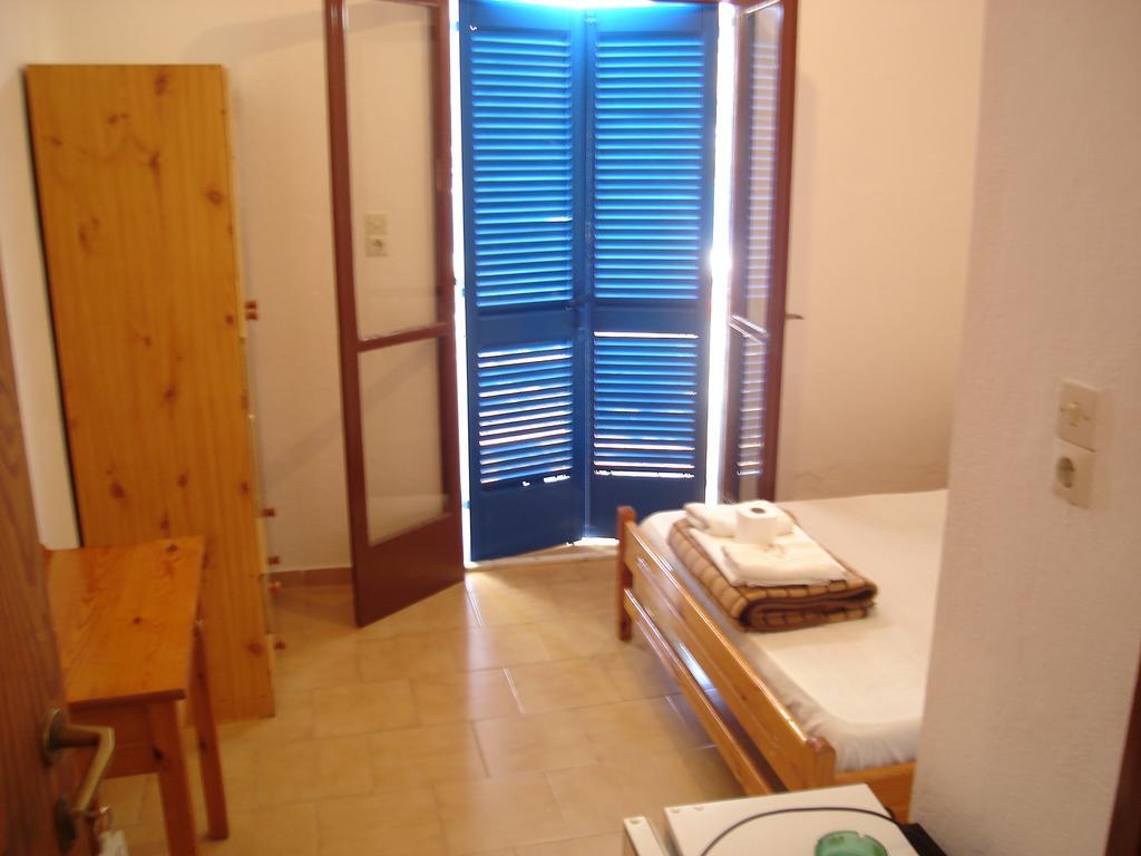 Scirocco Rooms Loutró Extérieur photo