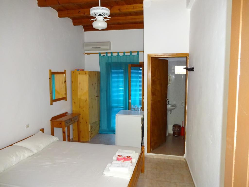 Scirocco Rooms Loutró Extérieur photo