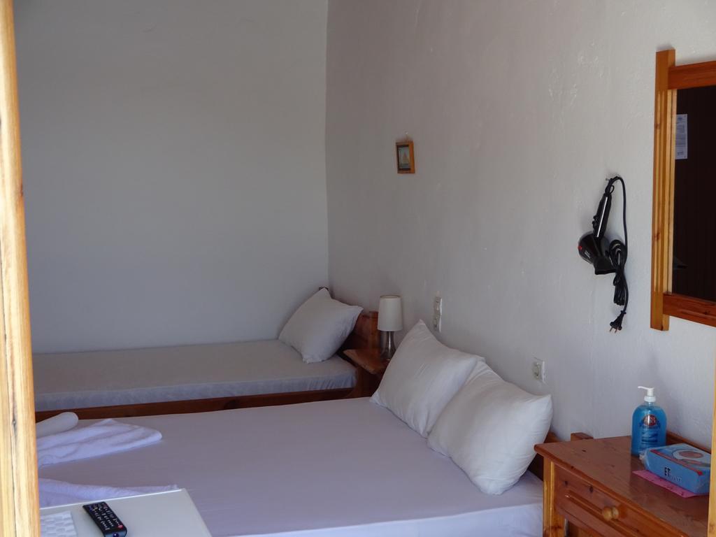 Scirocco Rooms Loutró Extérieur photo