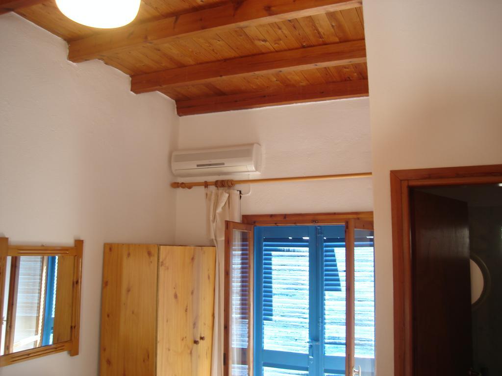Scirocco Rooms Loutró Extérieur photo