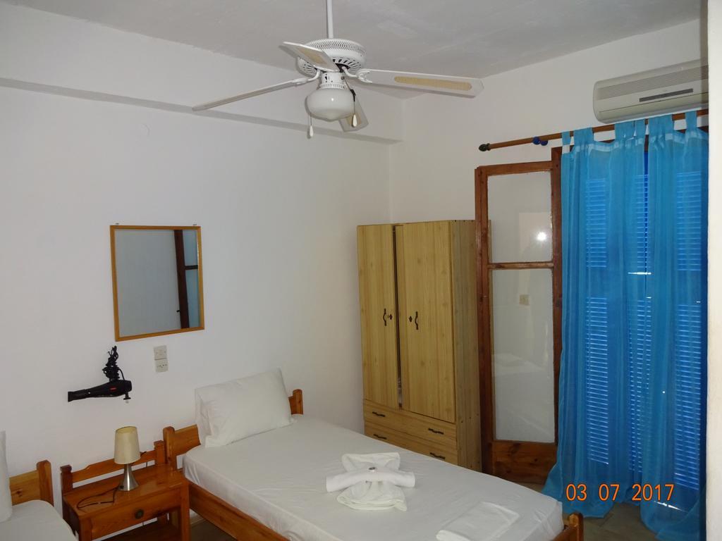 Scirocco Rooms Loutró Extérieur photo