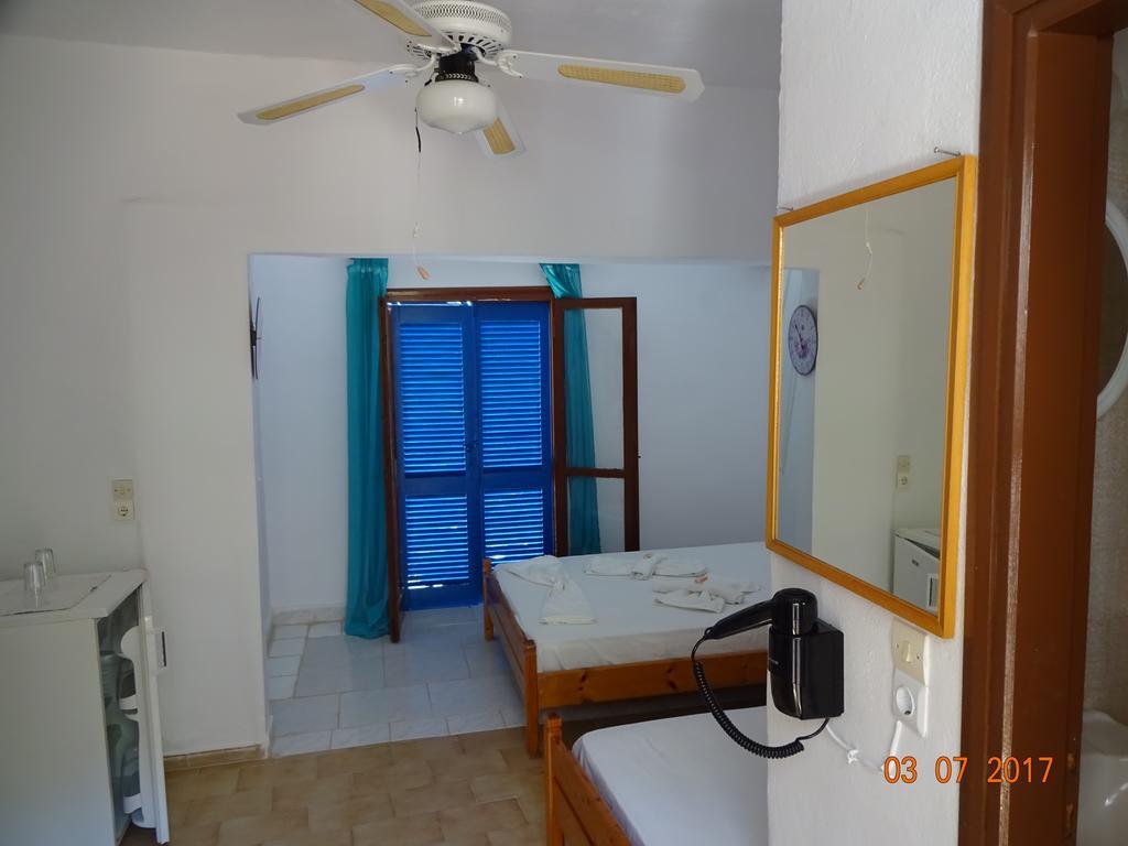 Scirocco Rooms Loutró Extérieur photo