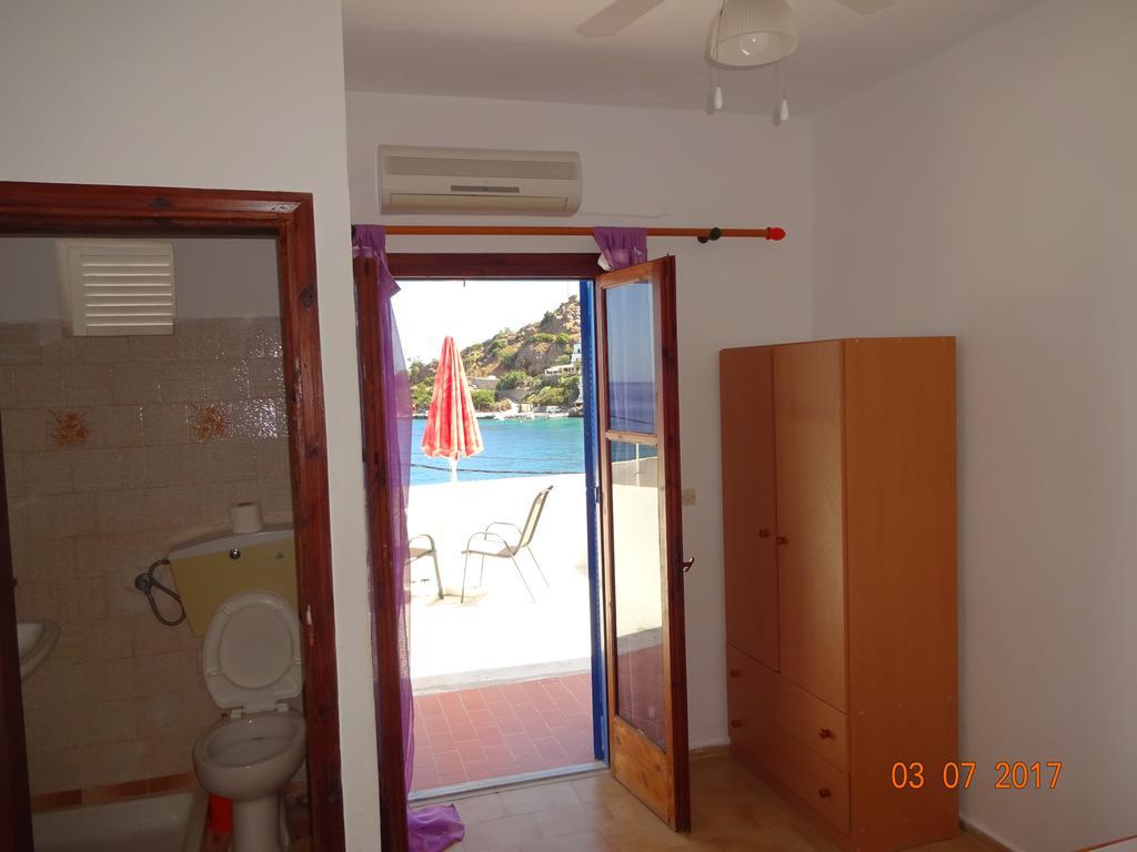 Scirocco Rooms Loutró Extérieur photo