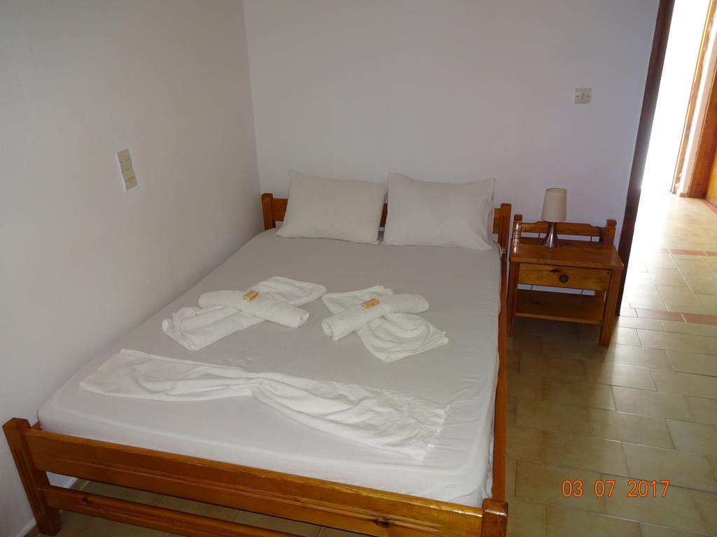 Scirocco Rooms Loutró Extérieur photo