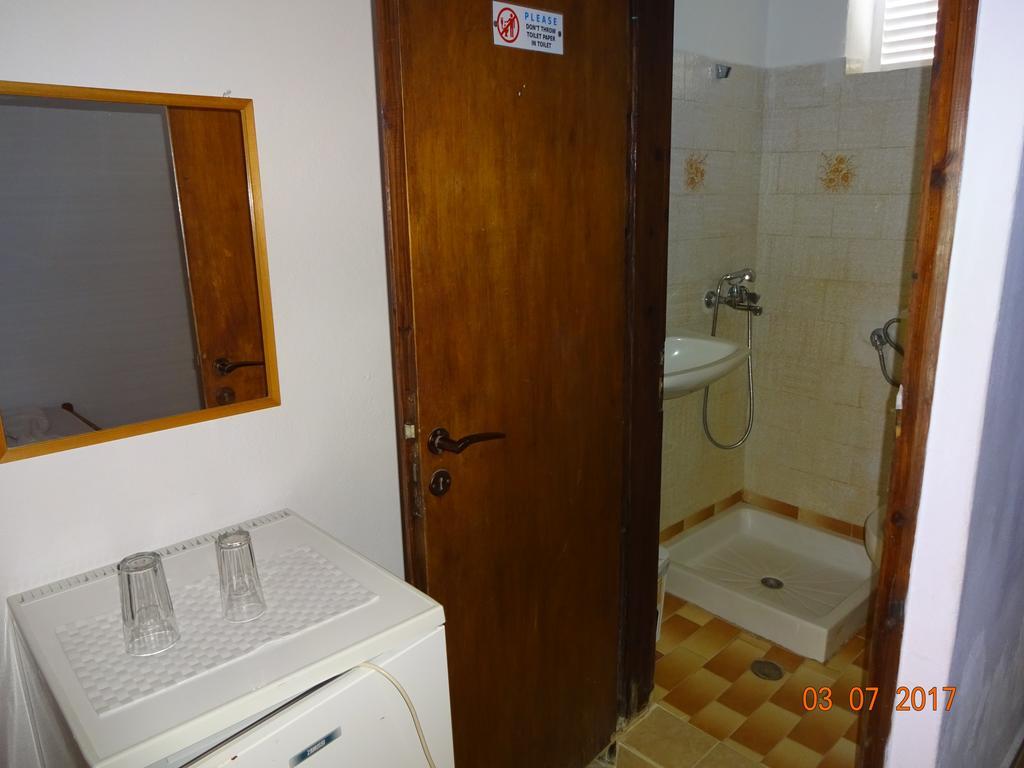 Scirocco Rooms Loutró Extérieur photo