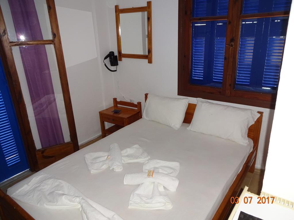Scirocco Rooms Loutró Extérieur photo