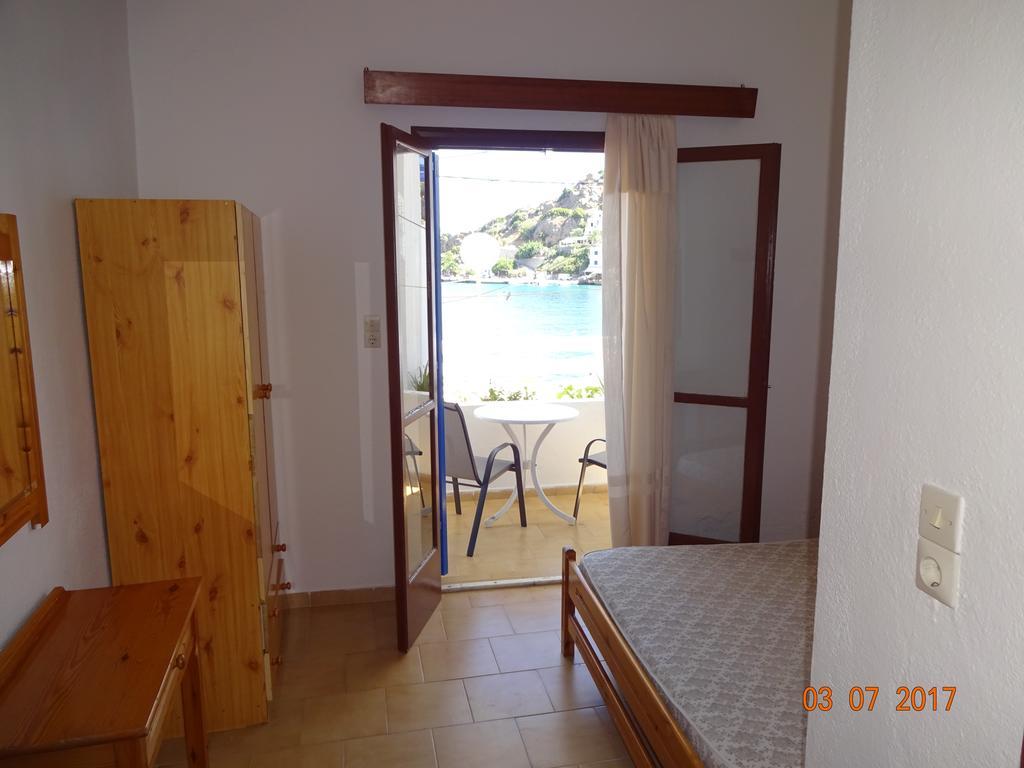 Scirocco Rooms Loutró Extérieur photo
