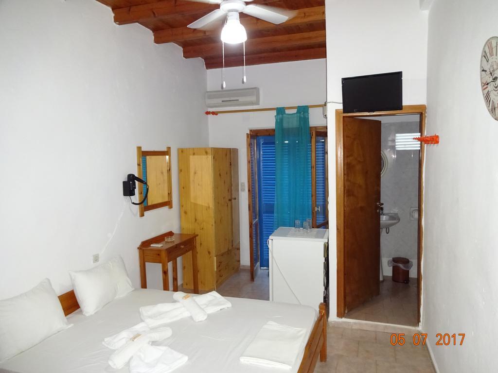 Scirocco Rooms Loutró Extérieur photo