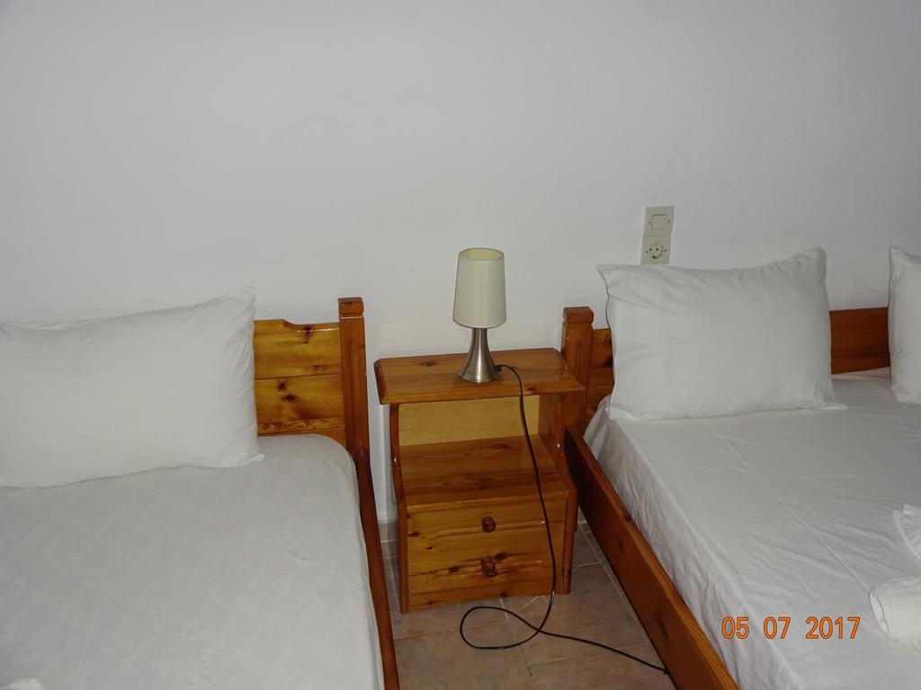 Scirocco Rooms Loutró Extérieur photo